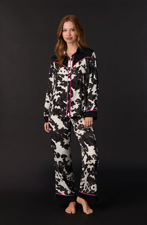 A lady wearing Dolly Woven Pj Set In Wild West print